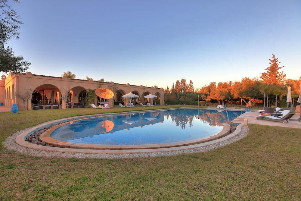Villa Marco Au Jardin Des Senteurs El Ain Zewnętrze zdjęcie