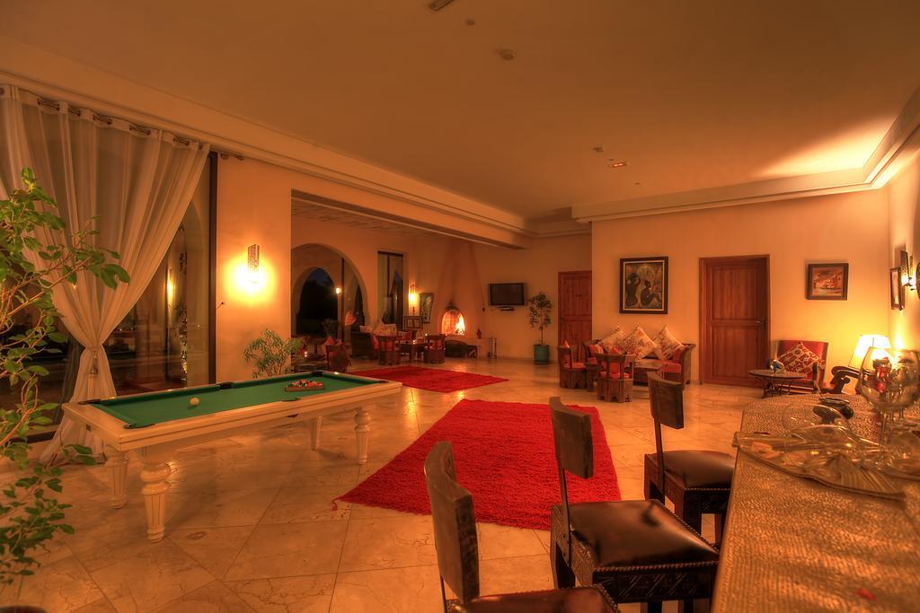 Villa Marco Au Jardin Des Senteurs El Ain Zewnętrze zdjęcie