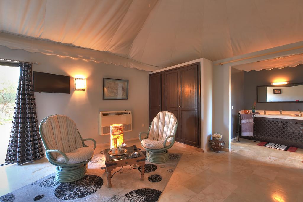Villa Marco Au Jardin Des Senteurs El Ain Zewnętrze zdjęcie